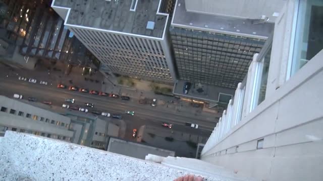 On a High-Rise: A Passionate Blowjob Ended with a Violent Cumshot onto Passersby Below
